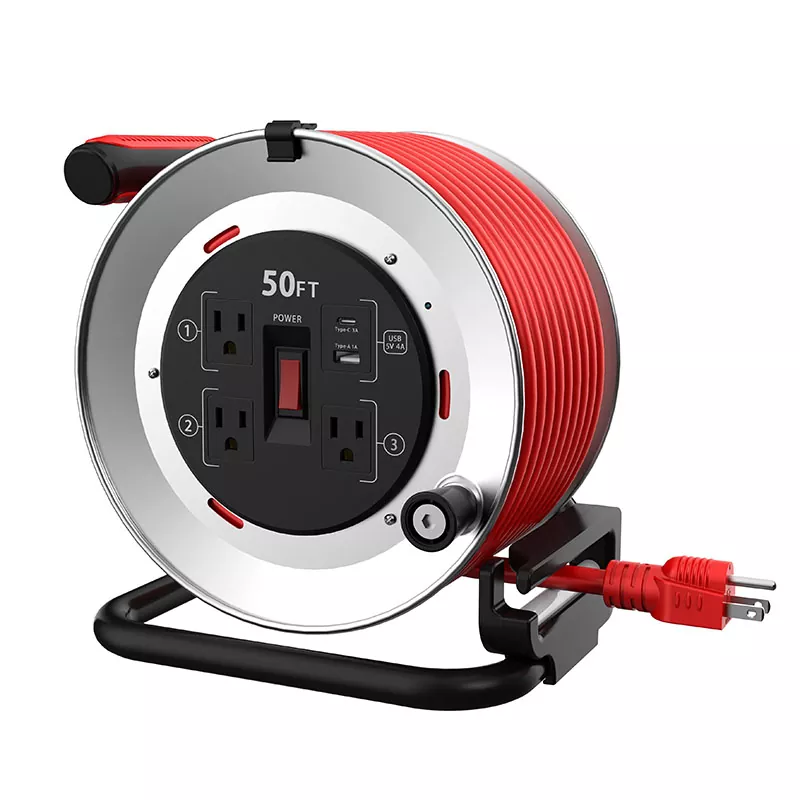 3 আউটলেট Usb4a মেটাল কর্ড রিল 50ft