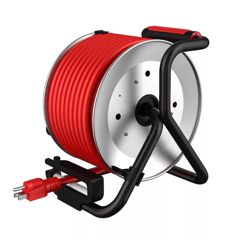 4 আউটলেট Usb2.4a মেটাল কর্ড রিল 50ft